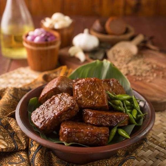 kelezatan-kuliner-tempe-bacem-tradisional