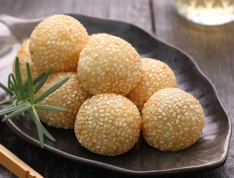 keunikan-rasa-makanan-manis-onde-onde-yang-menggoda