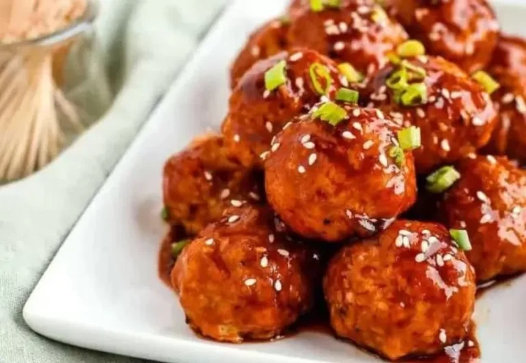 makanan-bakso-balado-lezatnya-kombinasi-bakso-dan-saus-pedas