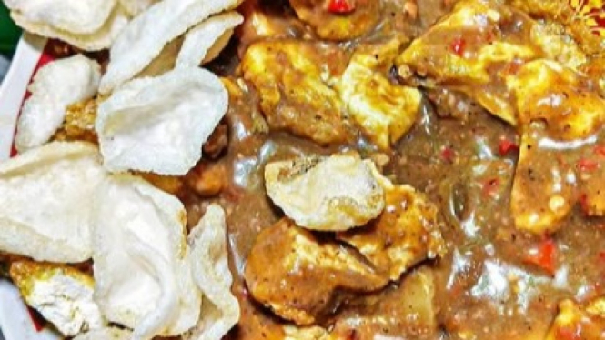 makanan-tahu-tek-balado-camilan-pedas-dan-lezat-dari-surabaya