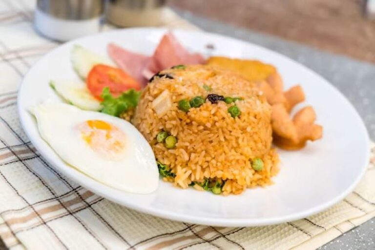 mengenal-lezatnya-makanan-nasi-goreng-usa-yang-menggoda-selera