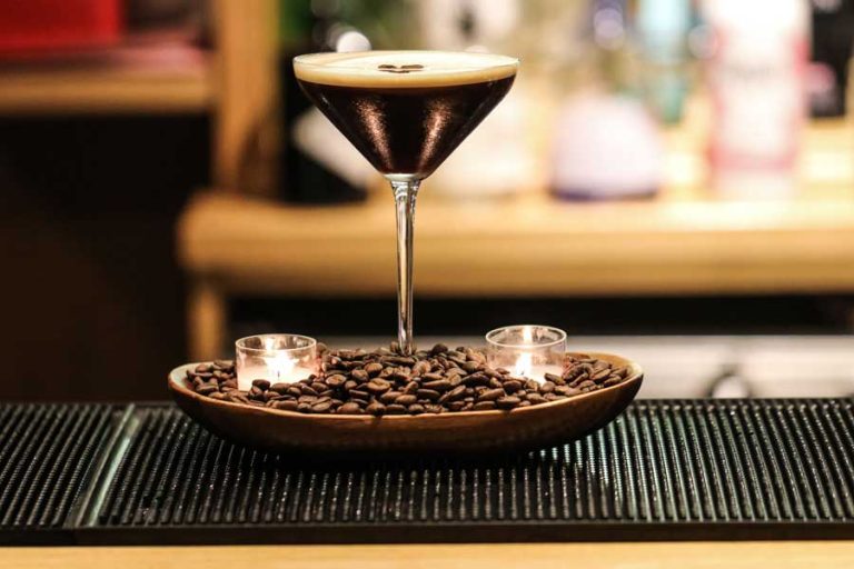 eksplorasi-rasa-minuman-espresso-martini-yang-menggoda
