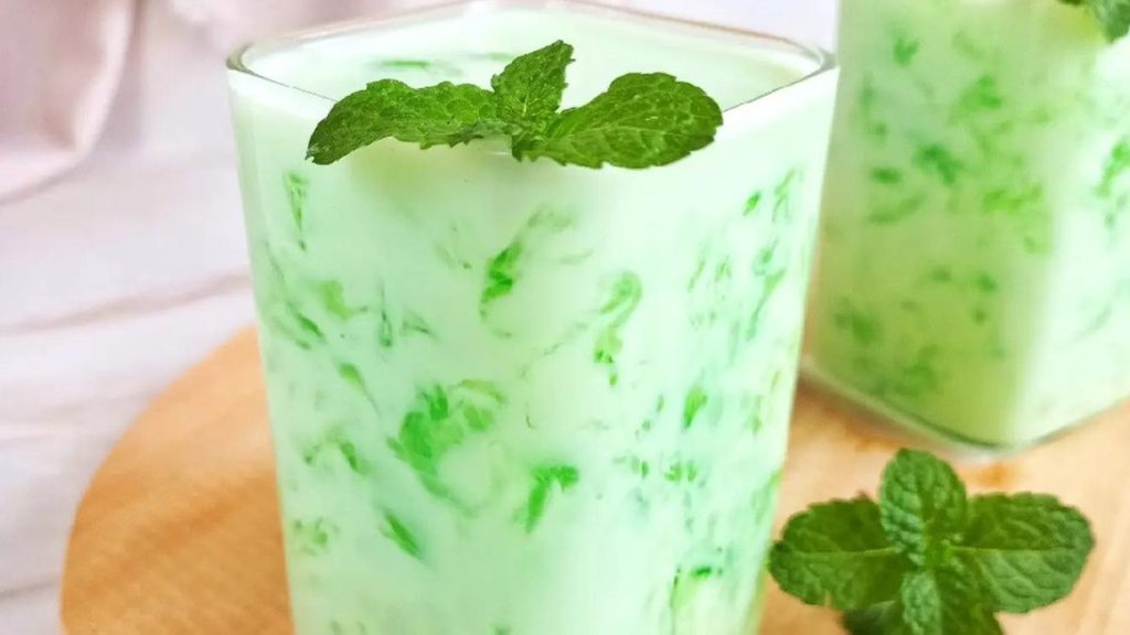 mengenal-minuman-es-lumut-rasa-segar-dan-tradisional-indonesia
