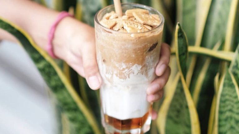 minuman-es-kopi-regal-sensasi-segar-dan-nikmat-di-setiap-tegukan