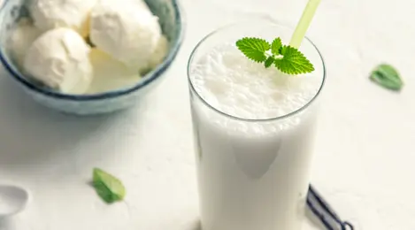 nikmatnya-minuman-vanilla-milkshake-yang-segar-dan-lezat