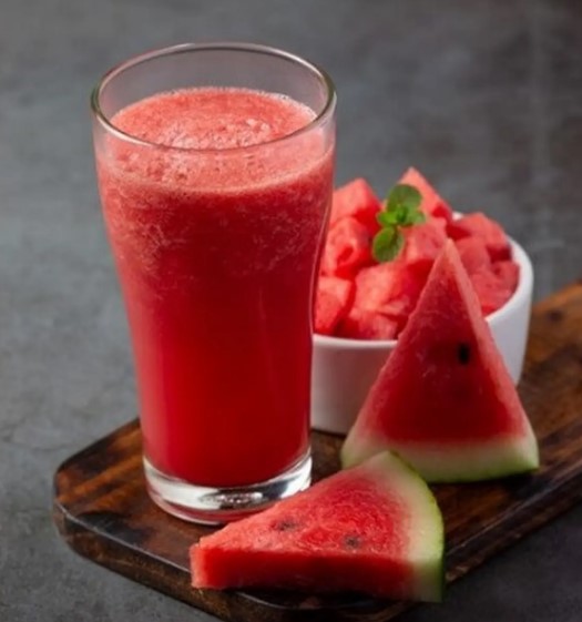 segarnya-minuman-jus-nektarin-untuk-menyegarkan-hari-anda