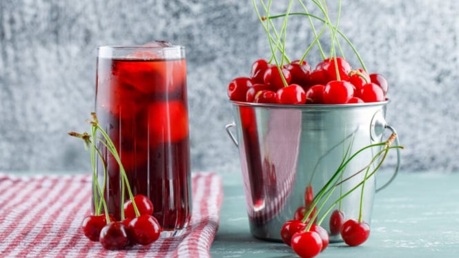 manfaat-dan-resep-minuman-jus-ceri-segar-untuk-kesehatan