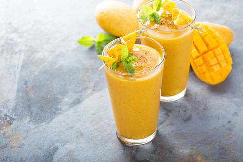 manfaat-dan-resep-minuman-jus-mangga-segar-dan-menyegarkan