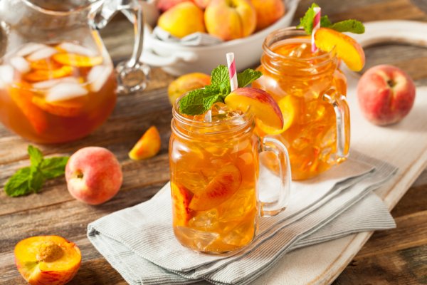 menikmati-segarnya-minuman-teh-berry-citrus-yang-menyehatkan