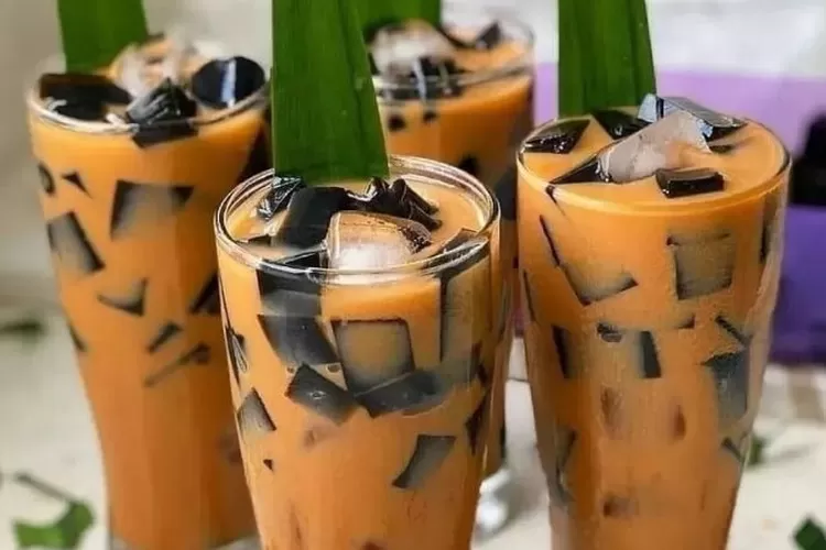 menikmati-segarnya-teh-cincau-minuman-tradisional-yang-menggoda