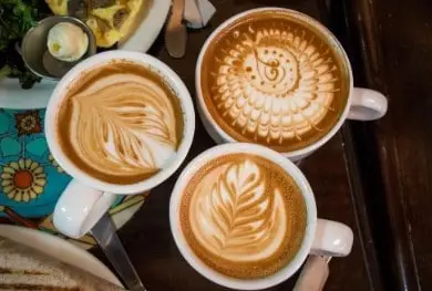 menikmati-sensasi-rasa-kopi-susu-cream-cheese-yang-lezat