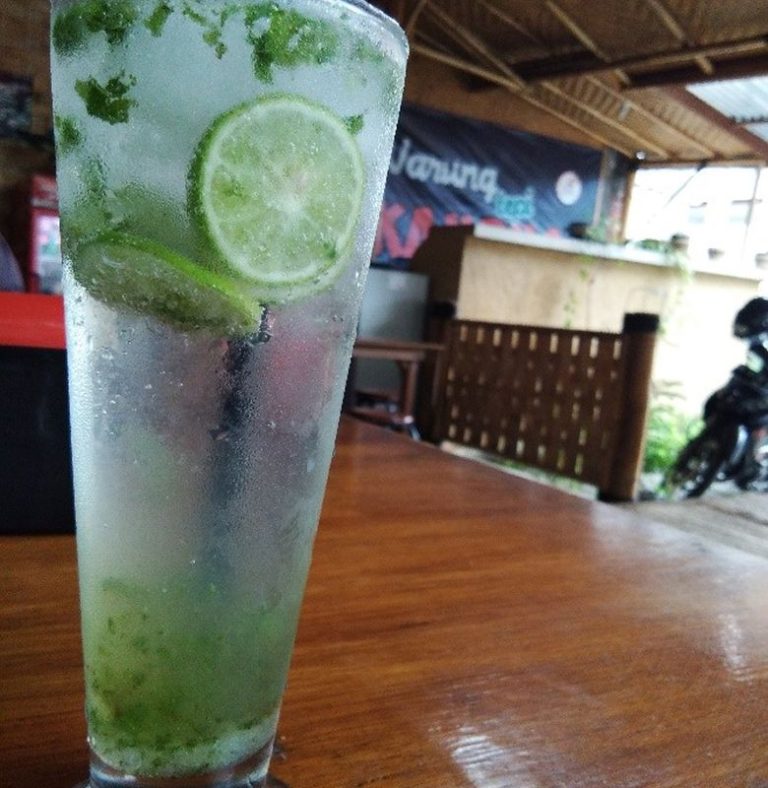 segarnya-minuman-es-lemon-pilihan-segar-di-cuaca-panas