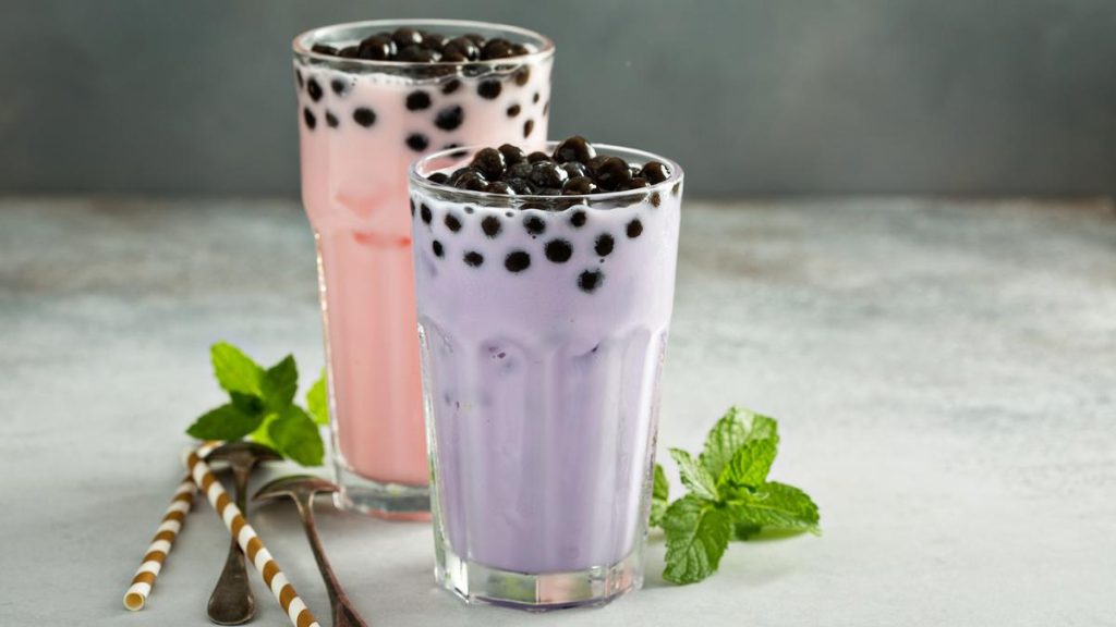 segera-cicipi-lezatnya-minuman-milkshake-taro-yang-segar