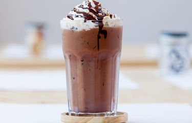segudang-rasa-lezat-minuman-milkshake-coklat-yang-menggoda